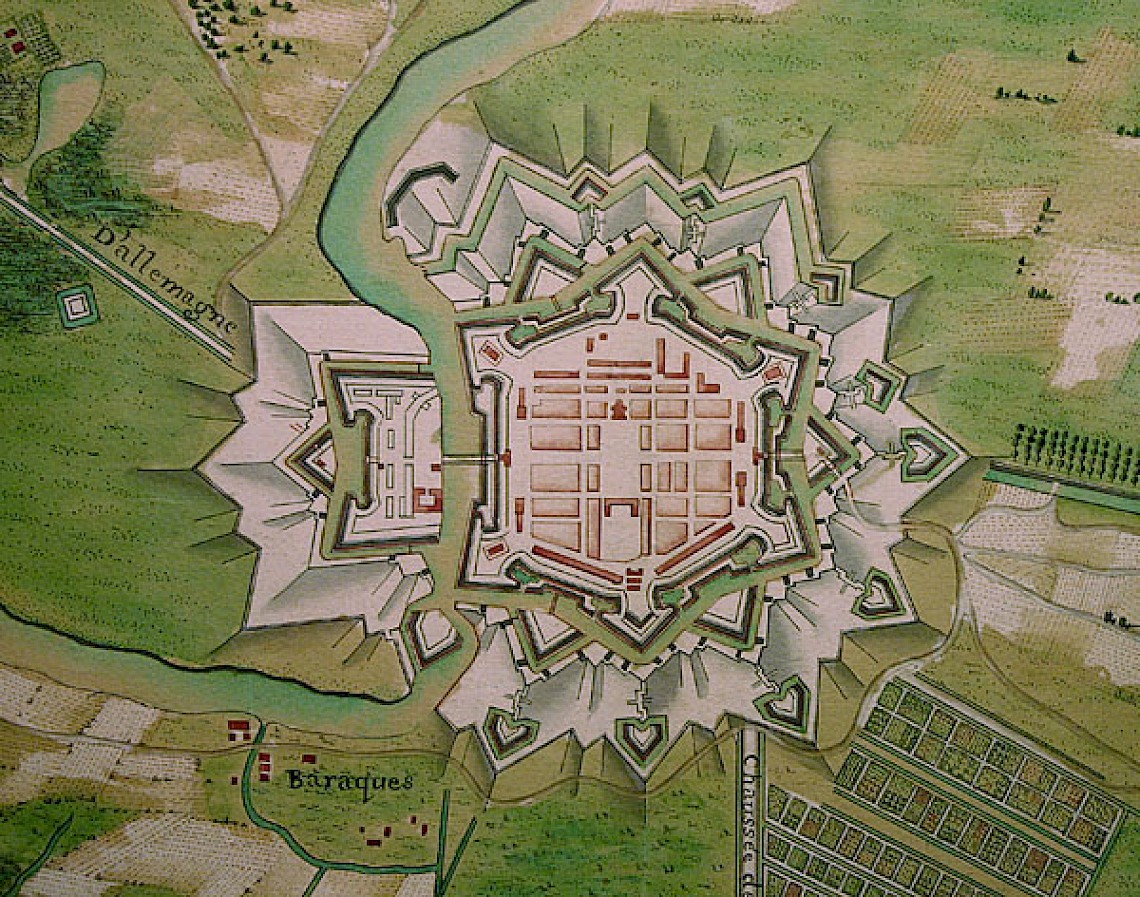 Militarized snowflakes: The accidental beauty of Renaissance star forts