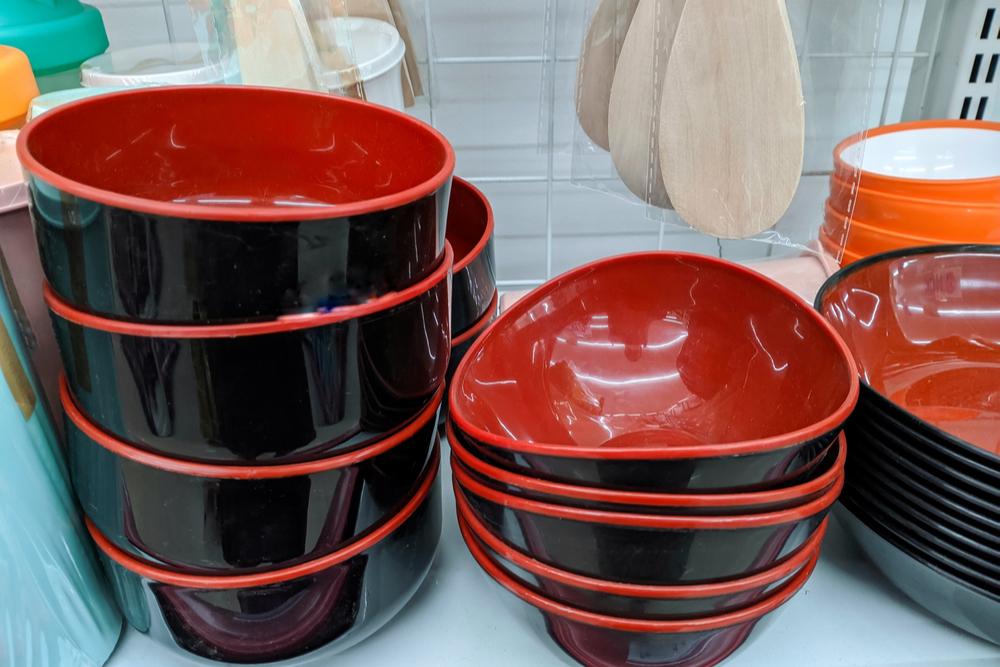 Can Corelle Dishes Go In The Microwave? Avoid Breaking Your Dishes.