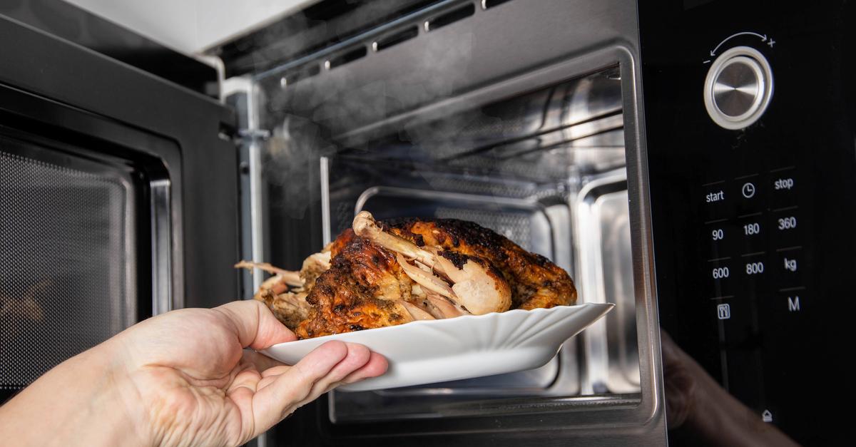 Why Does Microwaved Chicken Taste Bad?