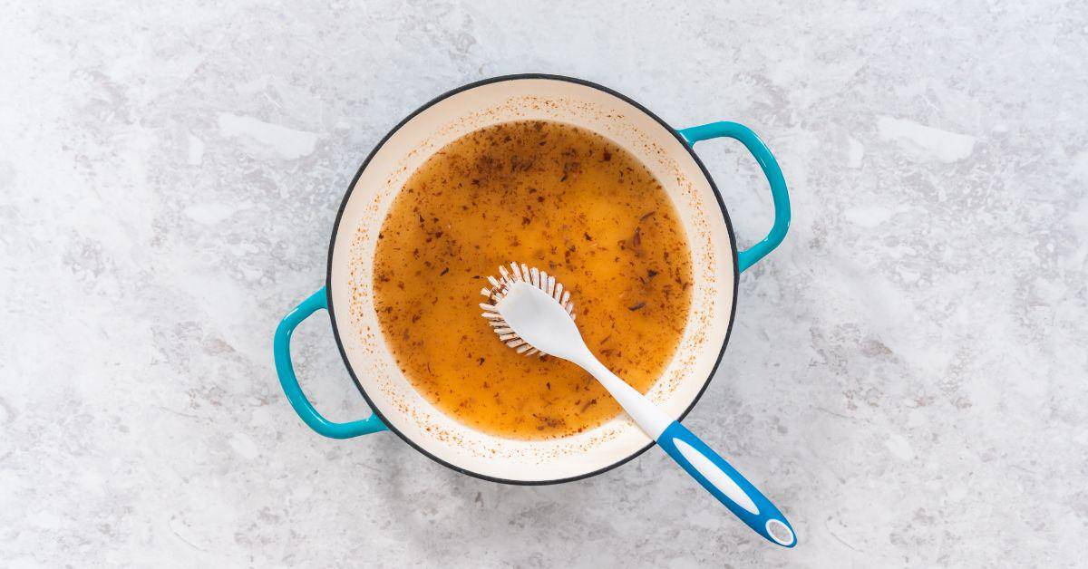 Can You Put Dutch Ovens in the Dishwasher?