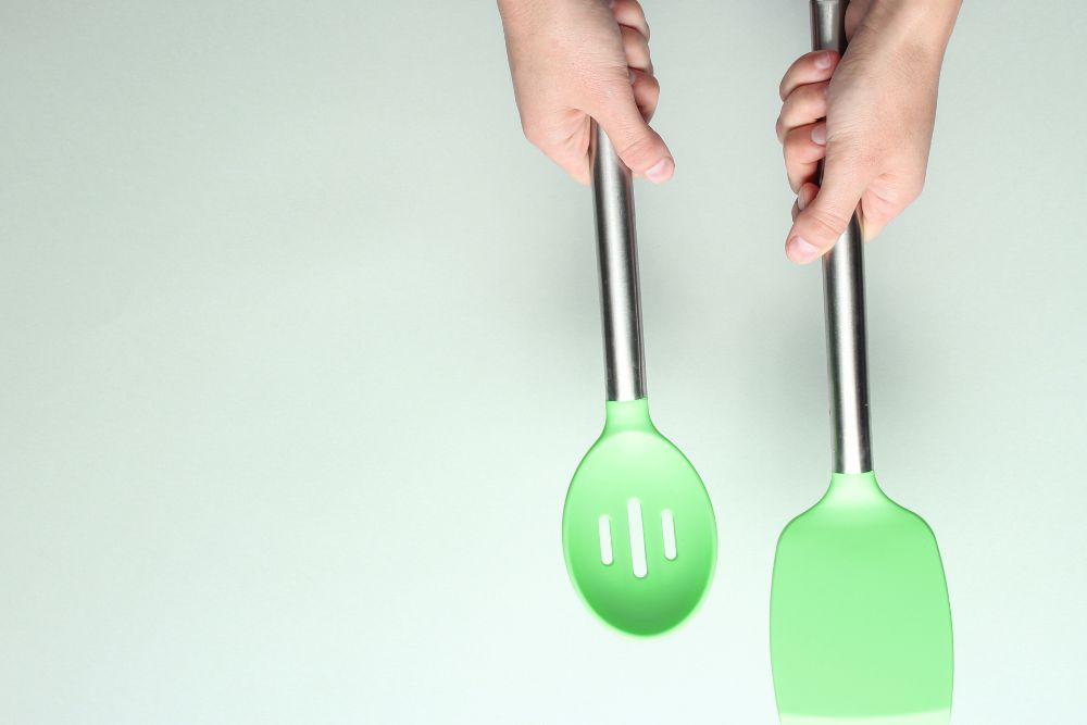 Slotted Spatula Vs Solid Spatula What'S The Difference?