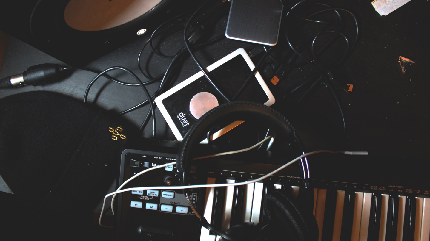 How much do freelance musicians earn? Earnings & Costs Breakdown Big