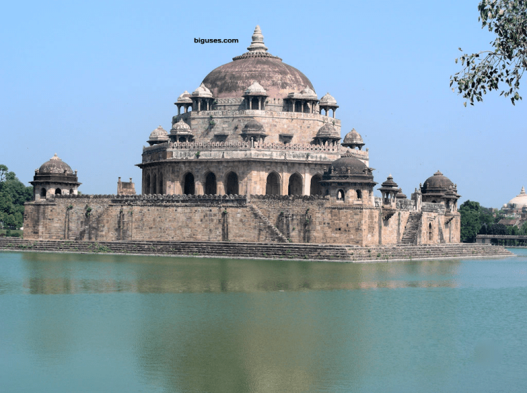Top 10 best popular tourist places destinations list to visit in bihar
