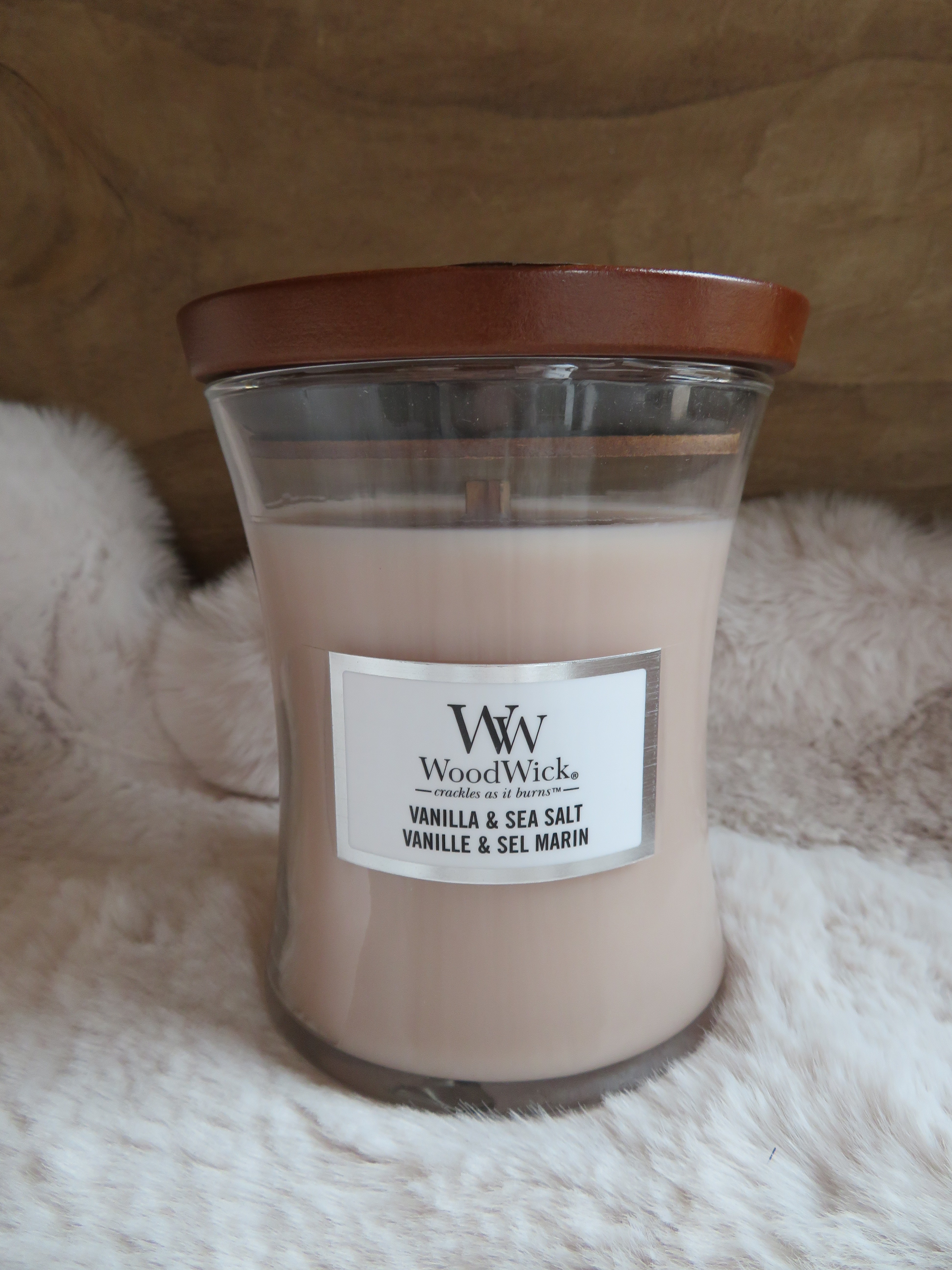 WoodWick Candle Vanilla & Sea Salt Medium Bij73