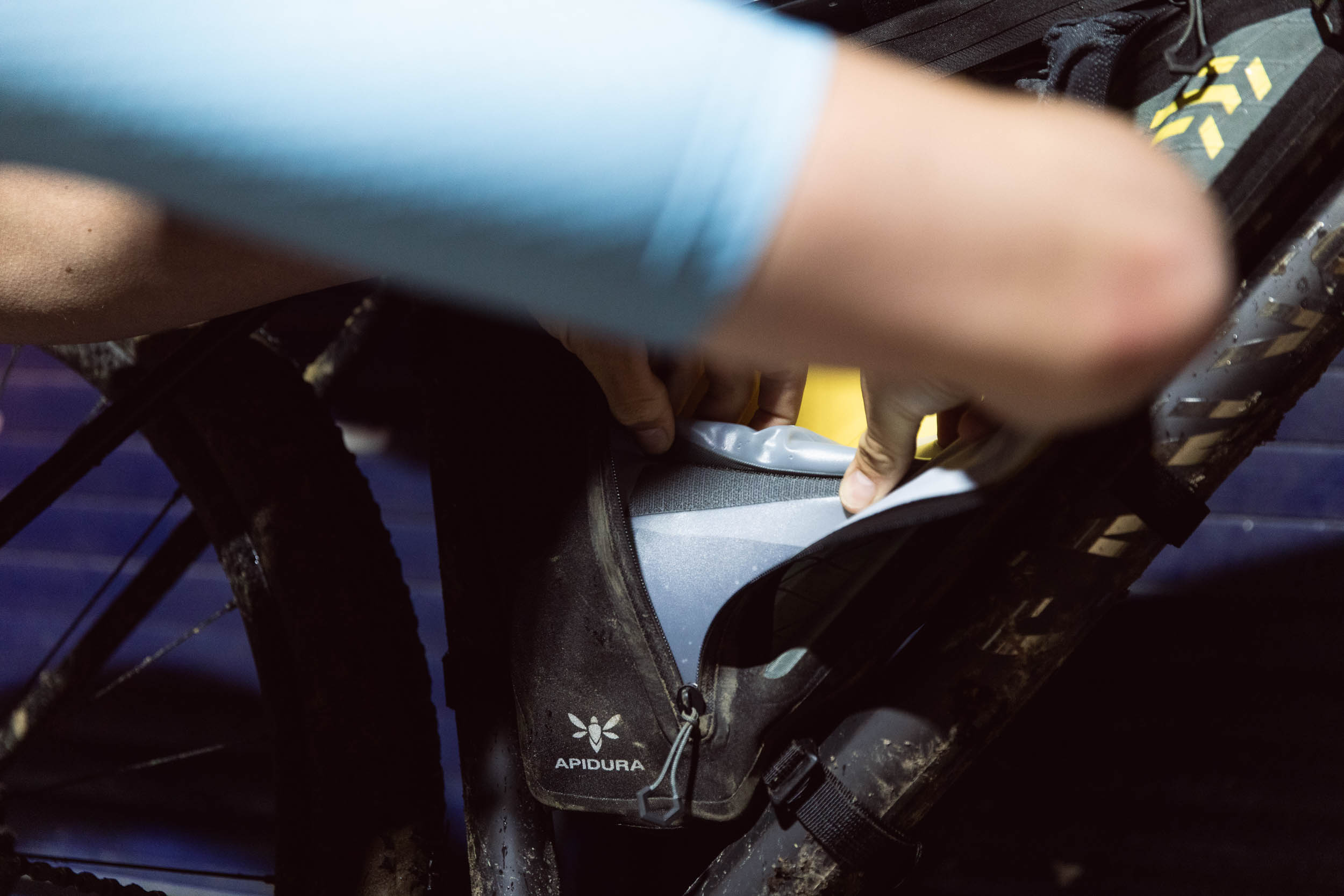 Apidura Frame Pack Hydration Bladder Review (Frame Bag Water Bladder