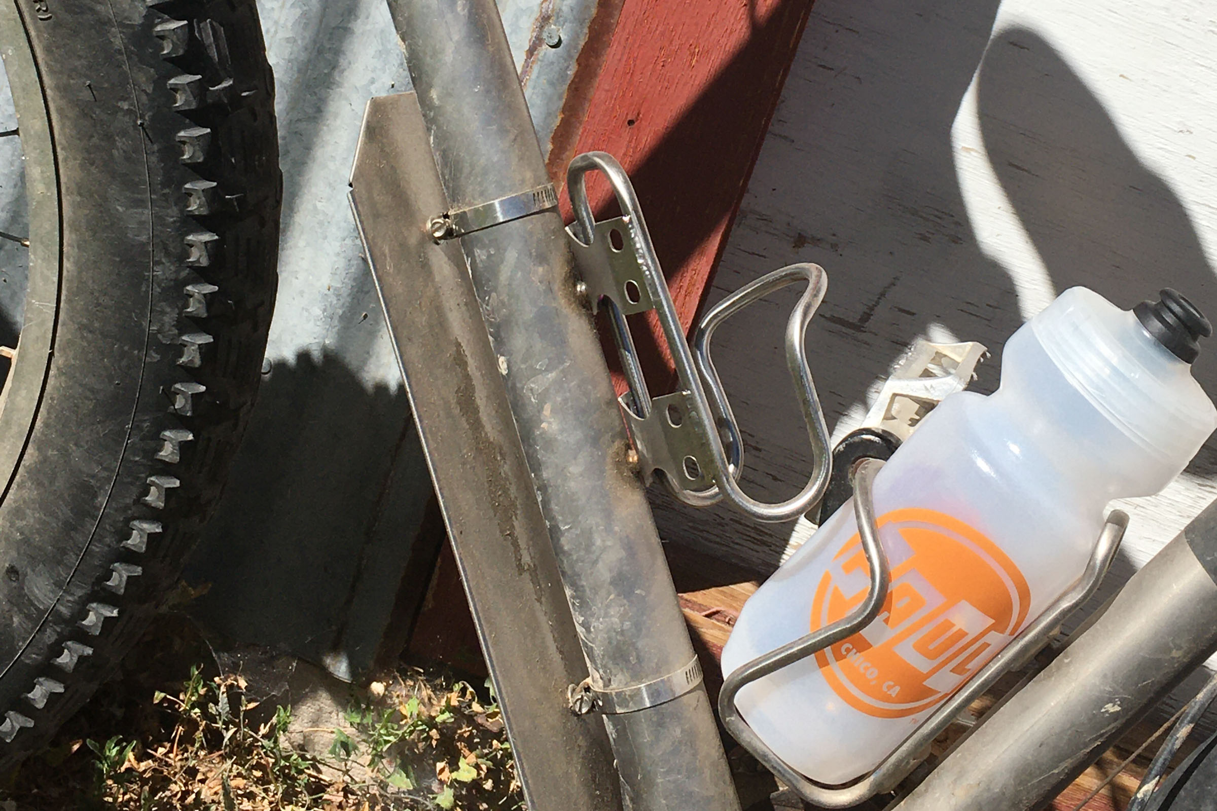 King Cage Releases Titanium Side Loader Cage