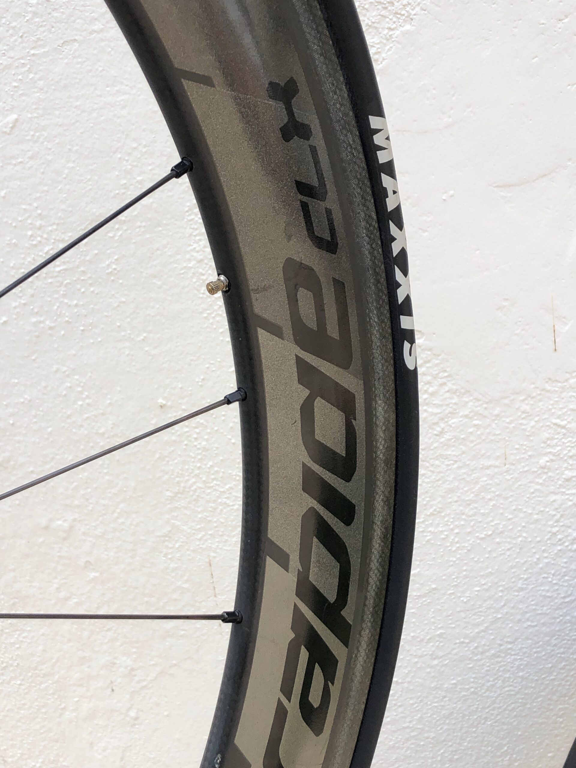 Specialized Roval Rapide CLX 60 Carbon Tubular Wheelset Rim