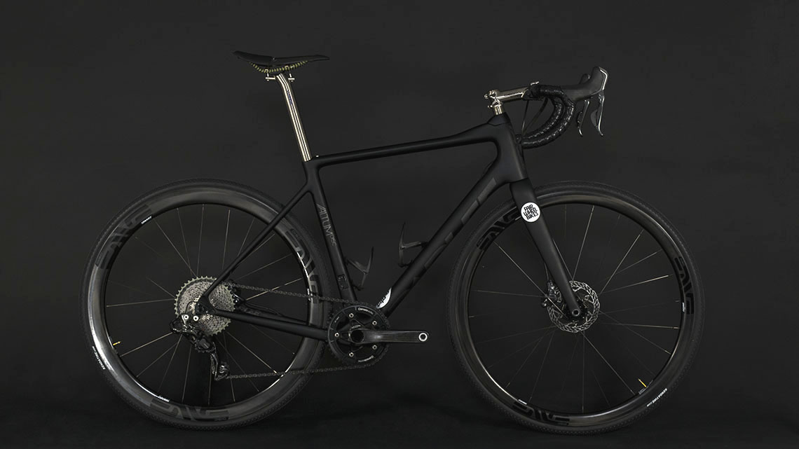 It’s Electric! Fairwheel Bikes’ Custom Di2/XTR 1x11 Gravel Grinder