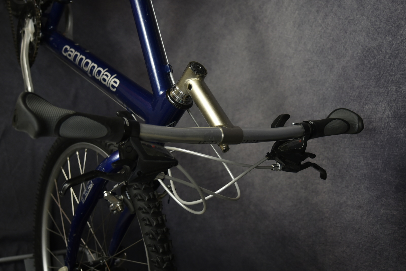 CANNONDALE M700 MOUNTAIN BIKE SIZE LARGEBikes Again