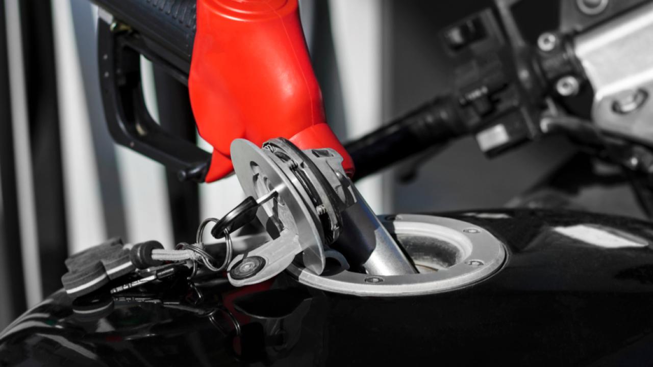 How to maximize the fuel efficiency of your sports motorbike? BikesGuide