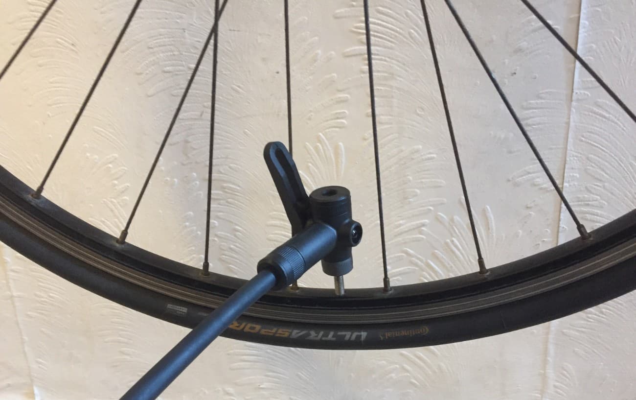 How To Change A Bike Inner Tube In 11 Steps [With Pictures]