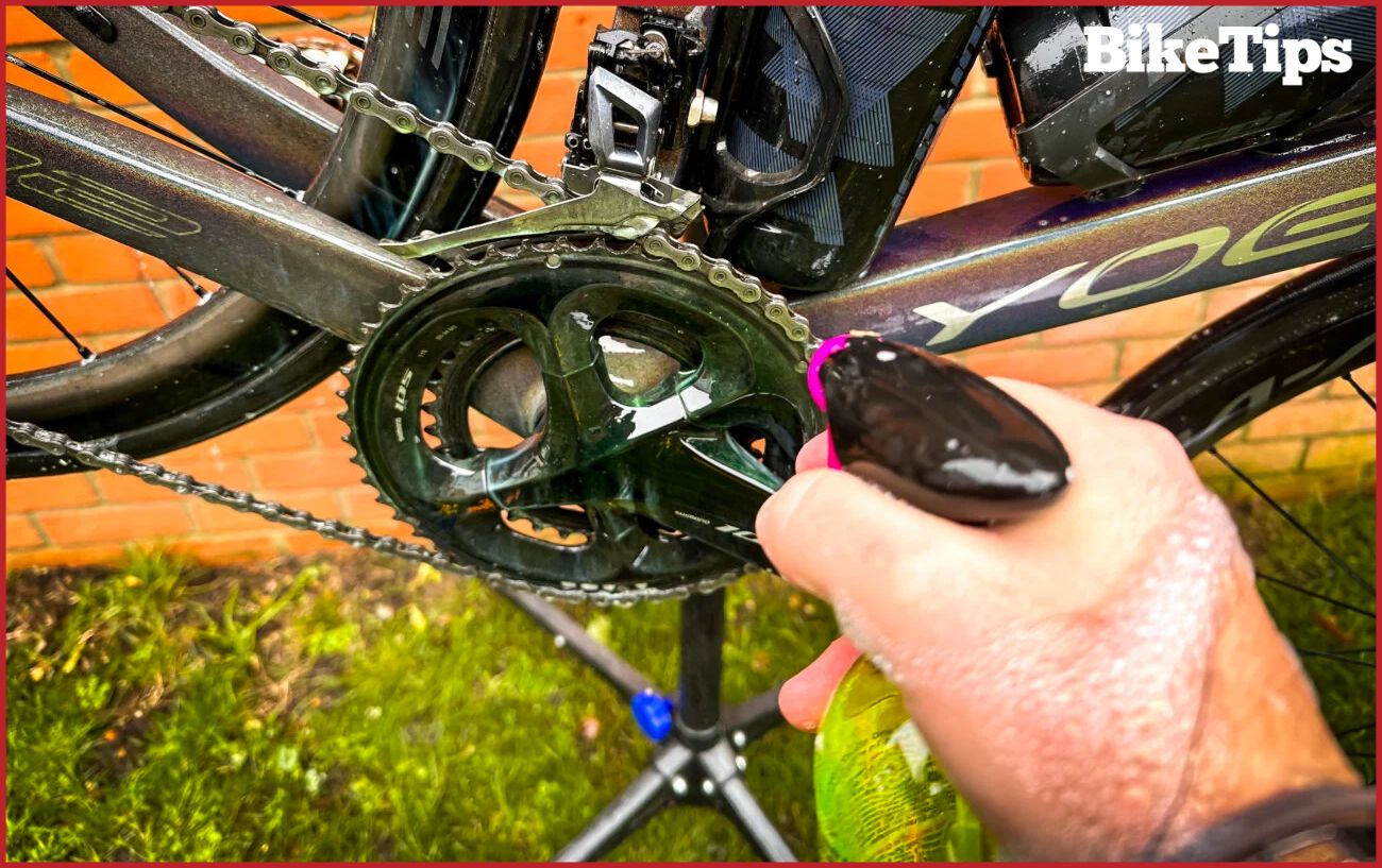 How To Clean A Bike Chain In 5 Steps [With Pictures]