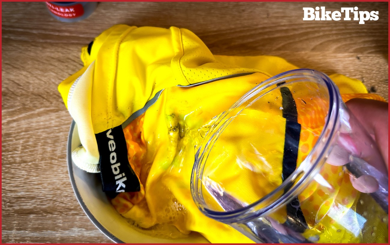 How To Get Bike Grease Out Of Clothes In 5 Steps