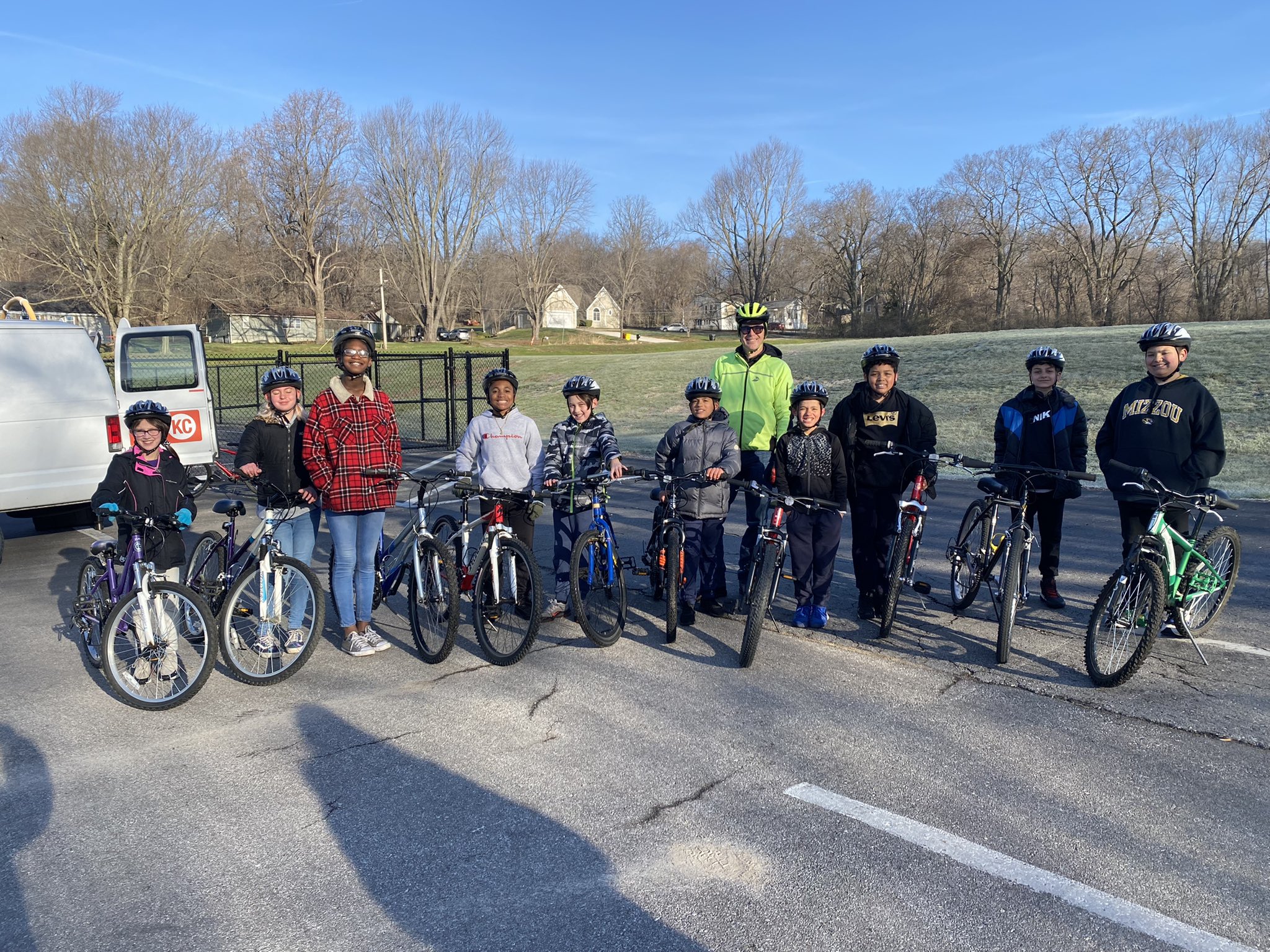 “It’s like pure sunshine” BikeWalkKC education team celebrates 150 new bike riders this spring