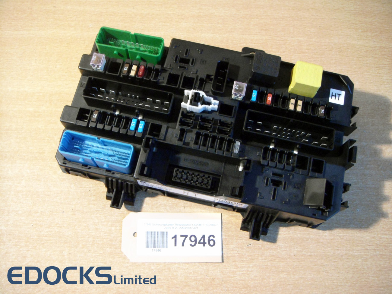 Sicherungskasten Relaiskasten hinten REC 13220831 HQ Astra H Zafira B Opel