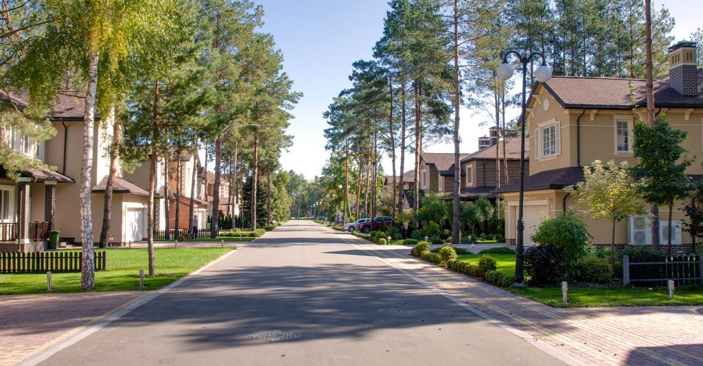 Коттеджный городок Riviera Village, с. Лебедевка — Дома в коттеджном