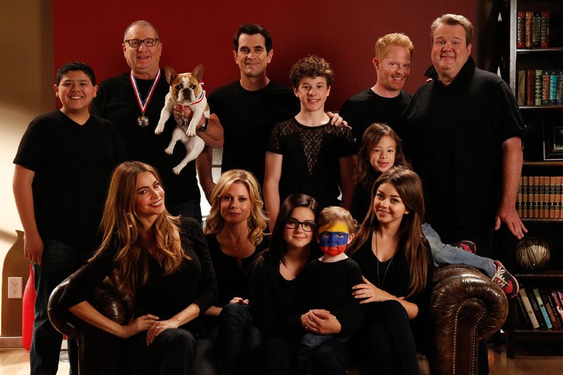 Modern Family S05E21 Friede, Freude, Familienfoto (Sleeper