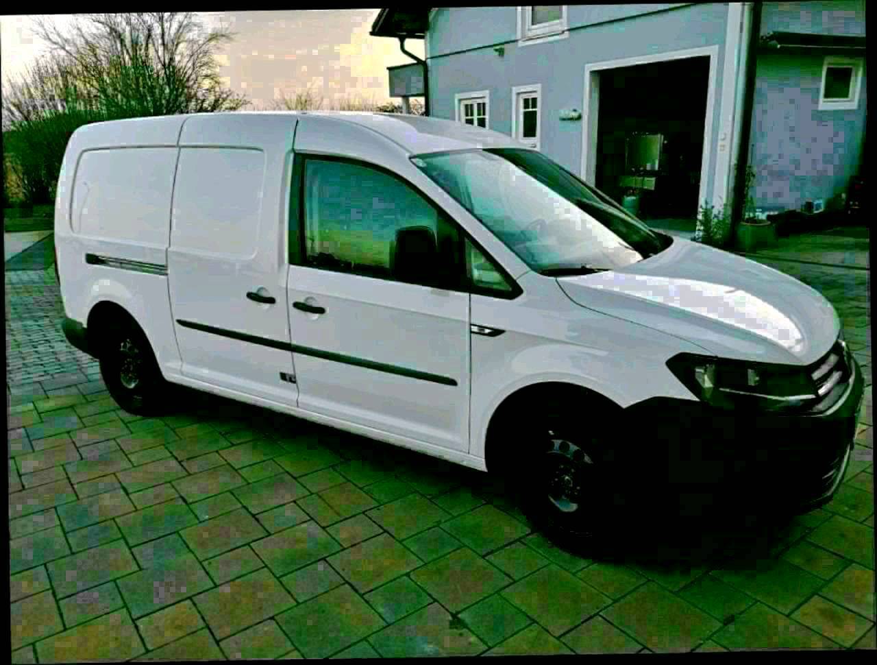 VW Volkswagen VW CADDY MAXI ALLRAD 2.0 TDI gebraucht kaufen