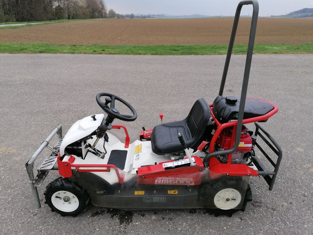 Kommunalfahrzeuge Herkules Aufsitzmäher RM 600 Schmalspur