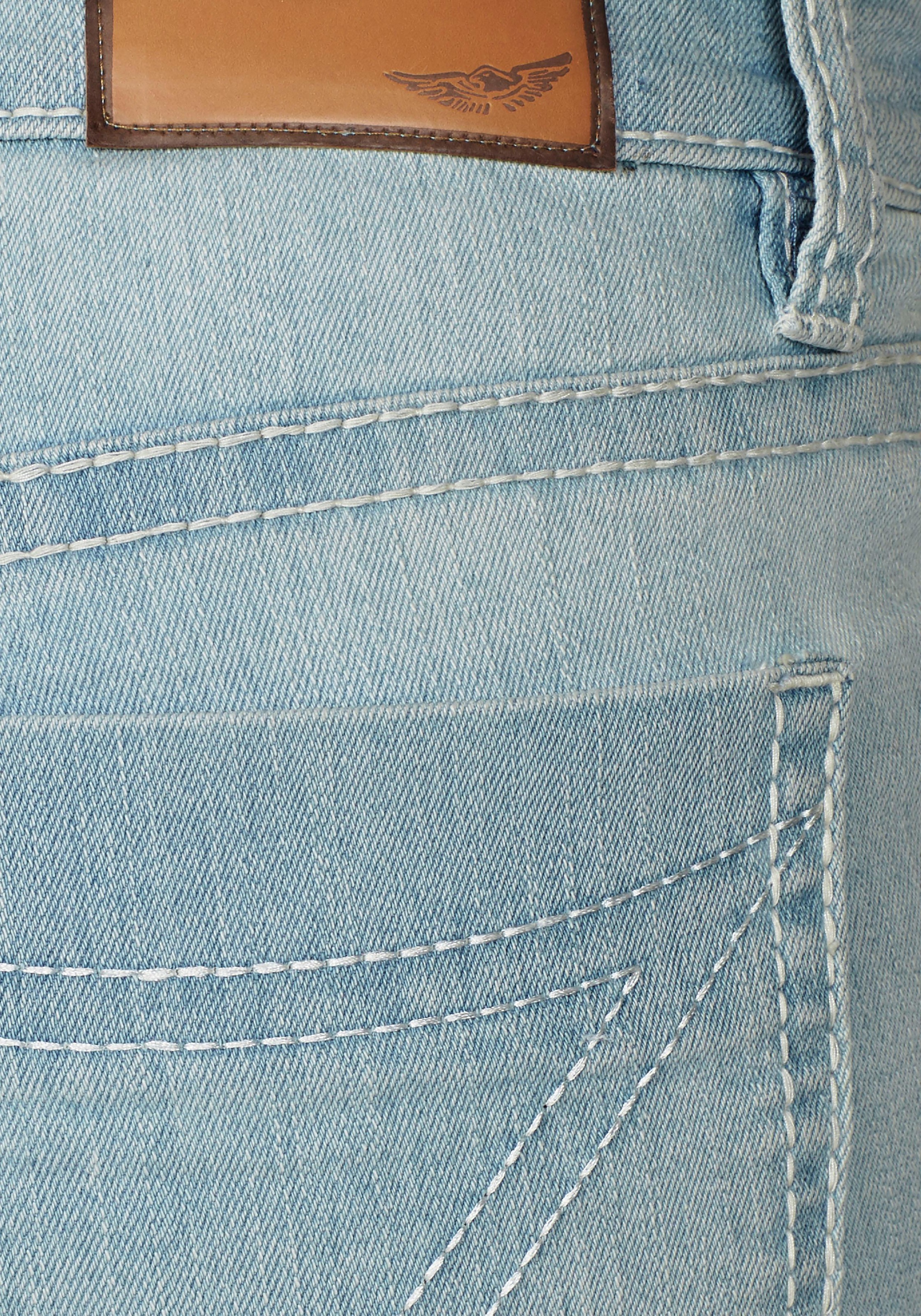 Arizona Jeansbermudas »Kontrastnähte«, Mid Waist bei ♕ Universal.at