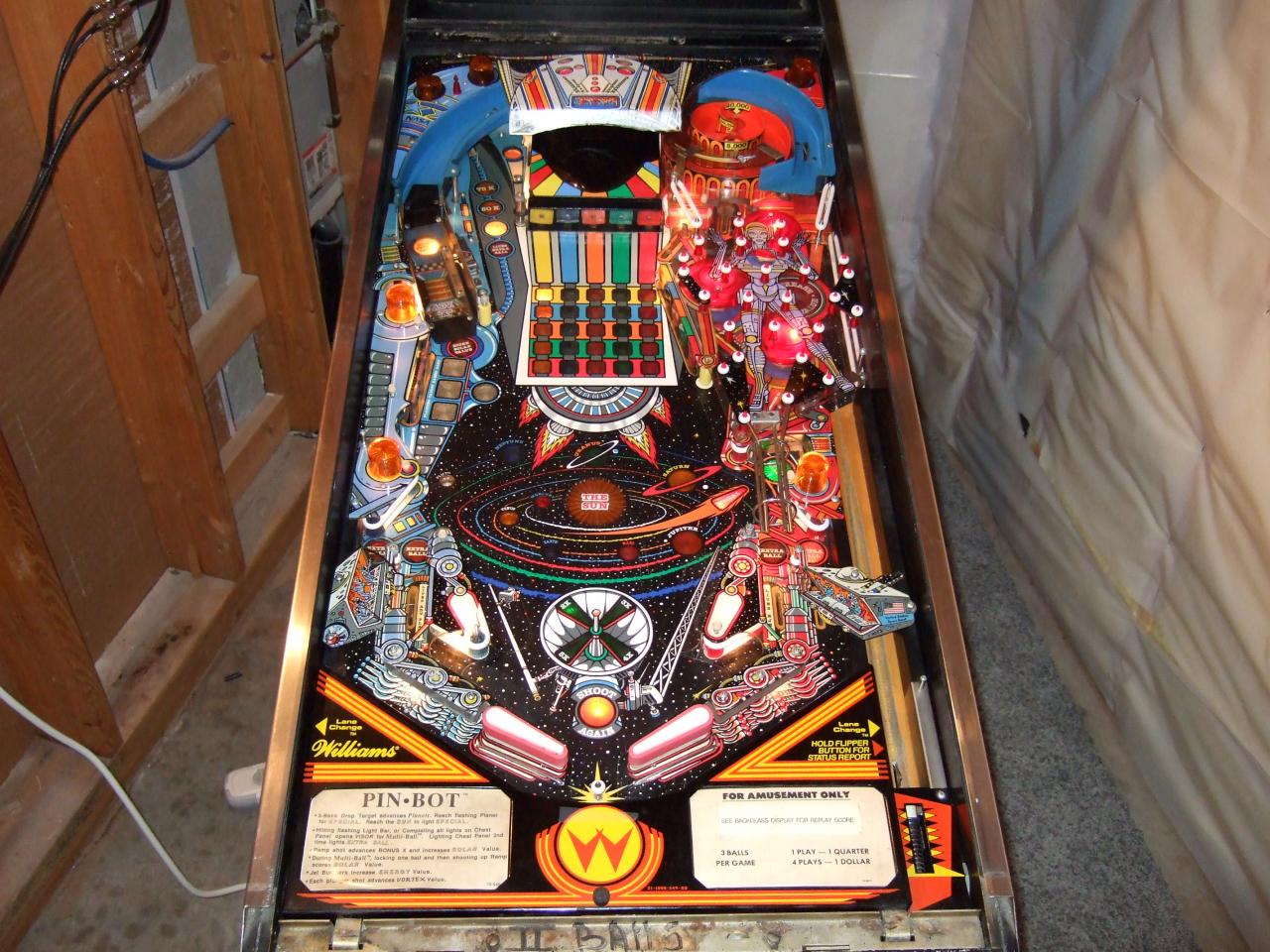 Pinbot Pinball* Billiards N More