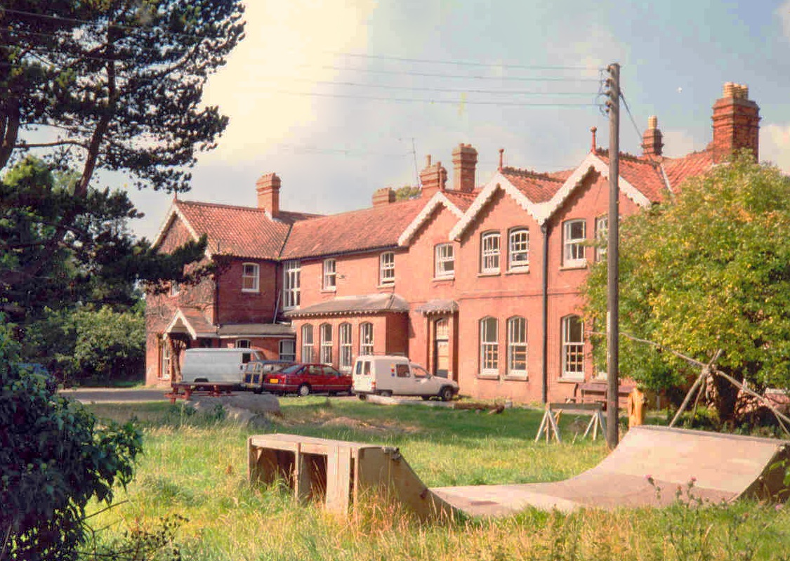 “Summerhill”, la escuela inglesa donde los alumnos toman las decisiones Billiken