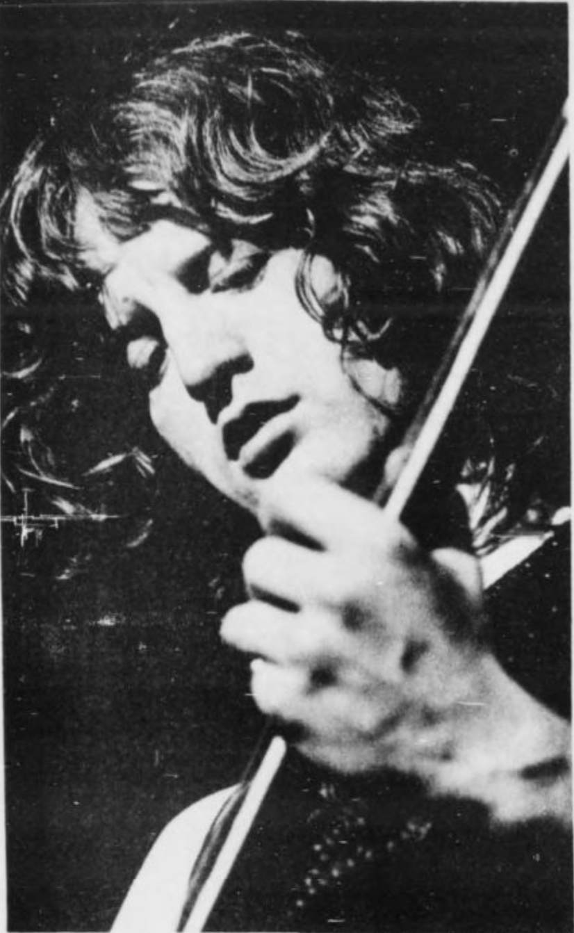 ‘Sitting in the Stand of the Sports Arena’ Quick Cuts With Bill King