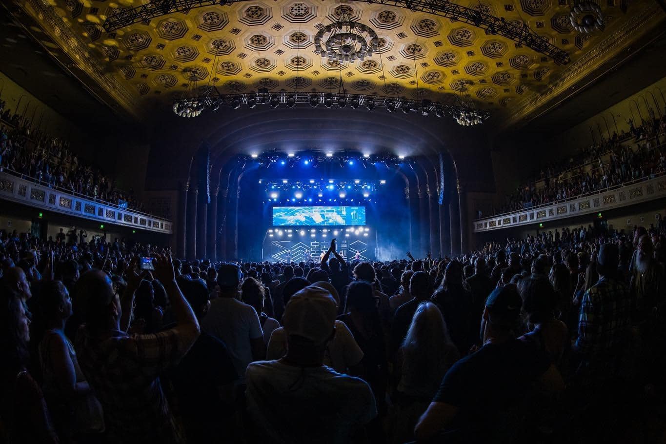 Billy Strings Sacramento Memorial Auditorium Sacramento, CA Billy Base