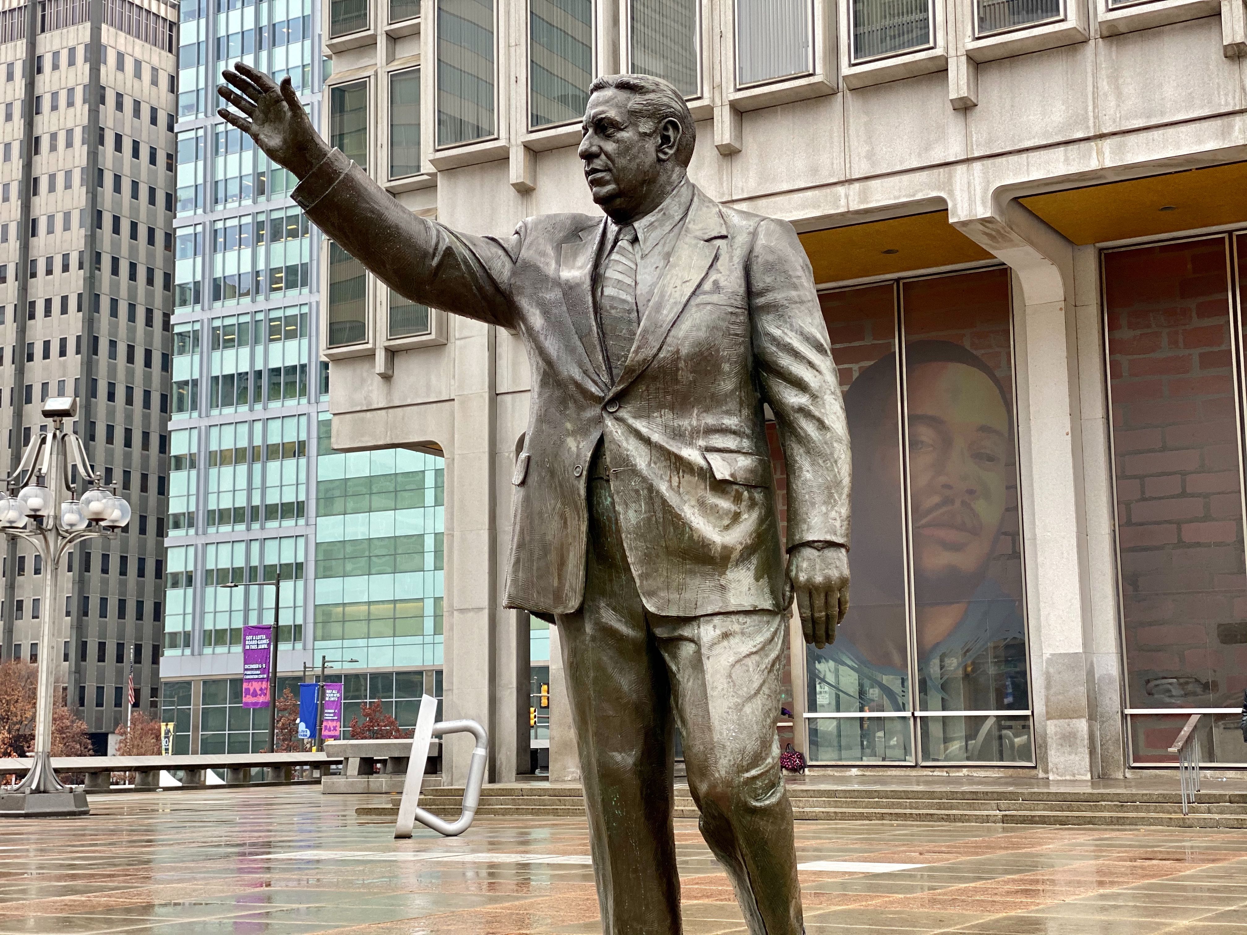 Rizzo statue How Philadelphia protesters forced its removal On top