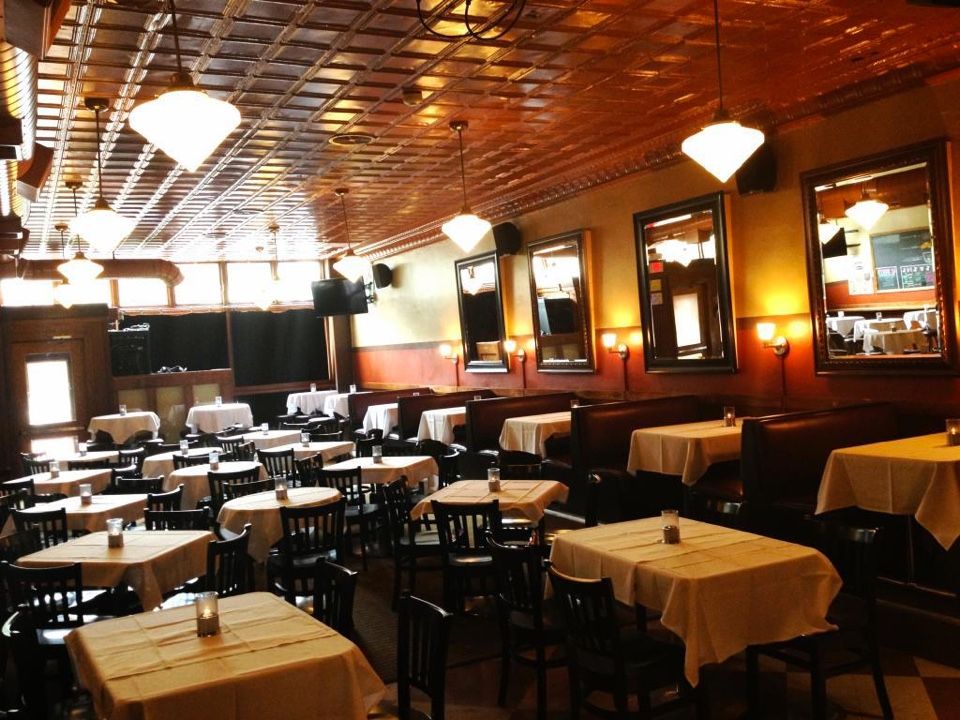 Billy's Lounge The best bar in Eastown