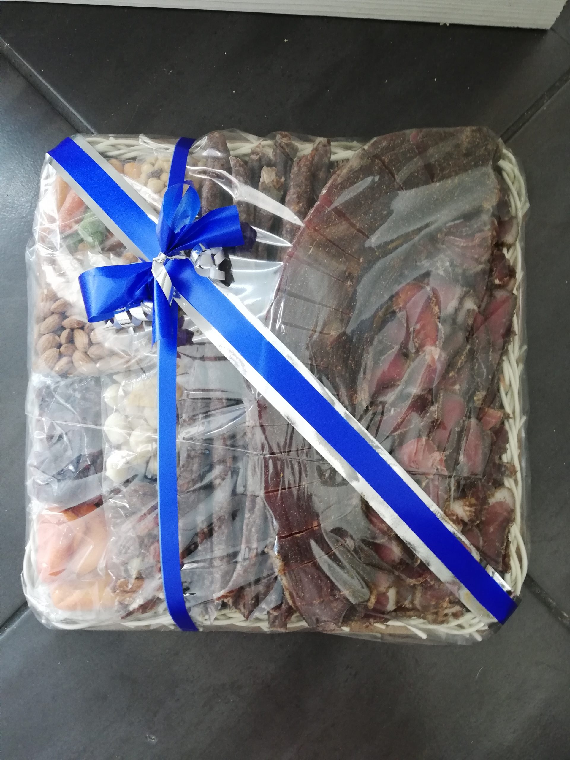 Biltong Snacks, Sweets, Fruit and Nut Hamper Biltong & Nut Hut