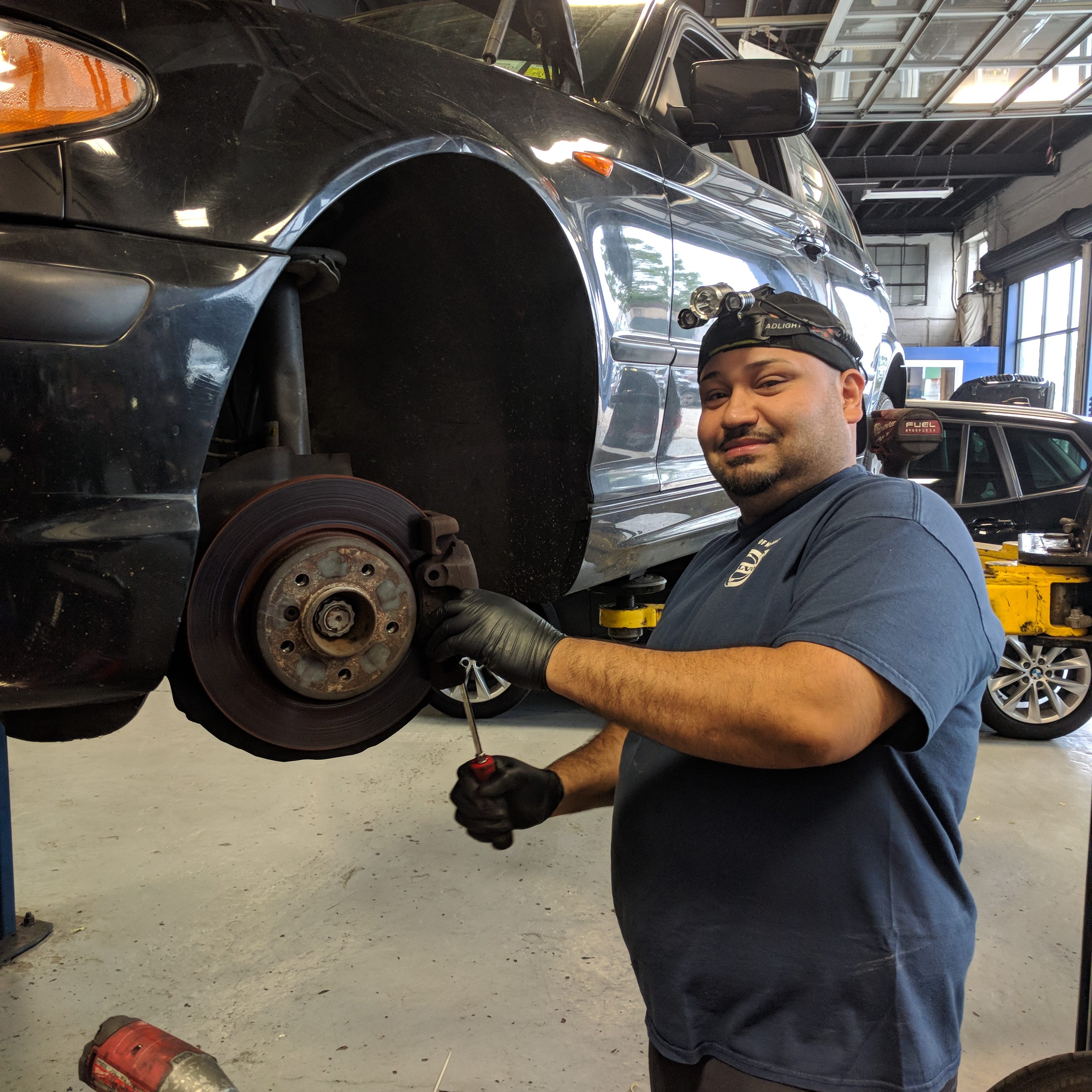 BMW Auto Repair Shop in New York City BMW Technician