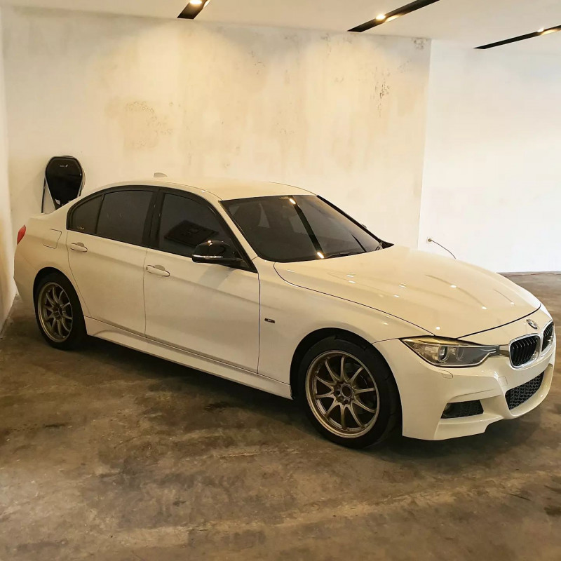 BMW F30 320i Sport Bimmeroom BMW Bekas