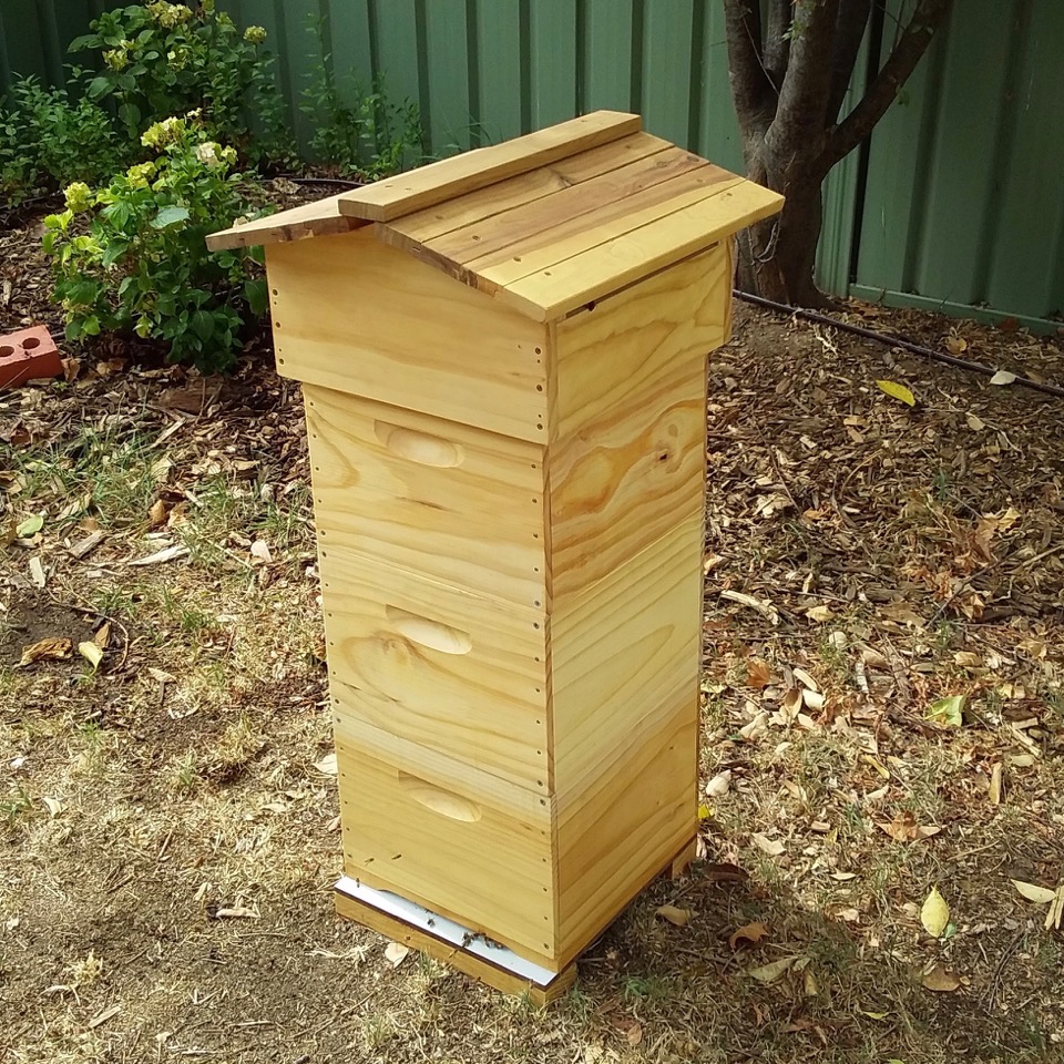 Choosing Your Hive A Closer Look At Langstroth, Warre And