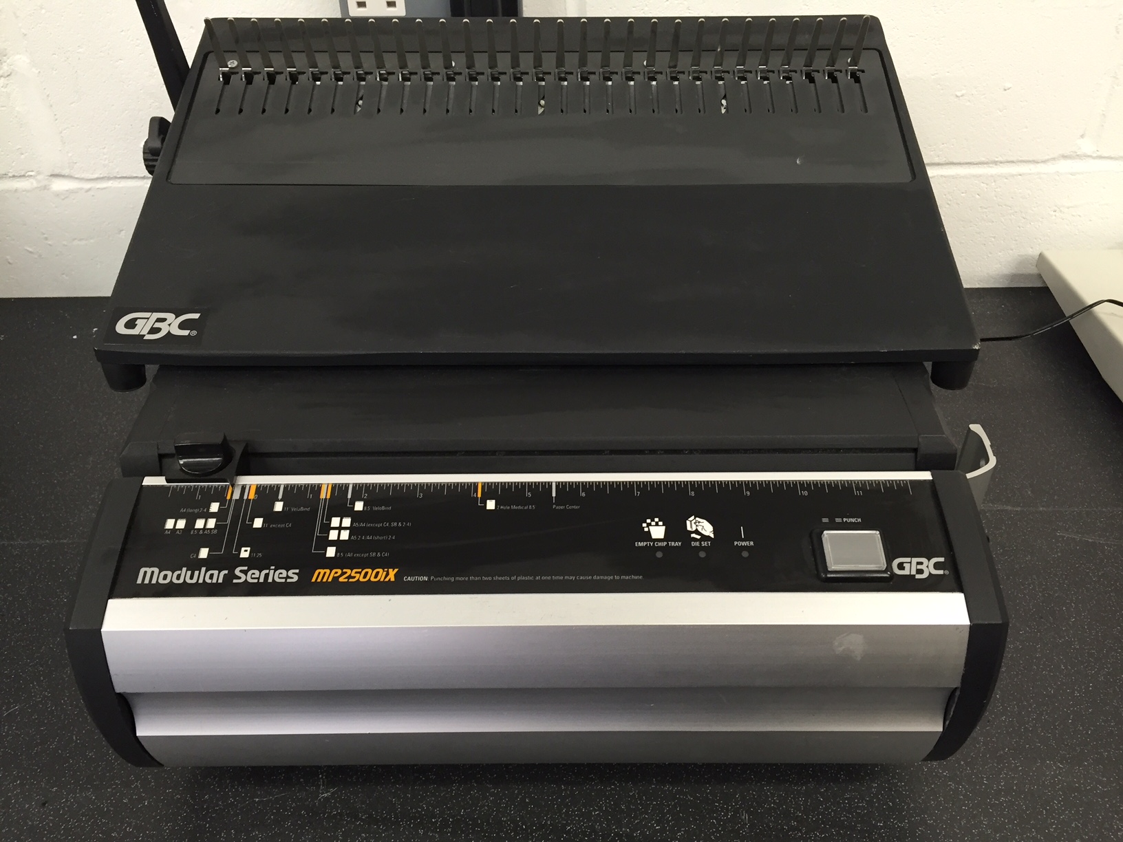 GBC MP2500IX Modular Punch Binding Store UK