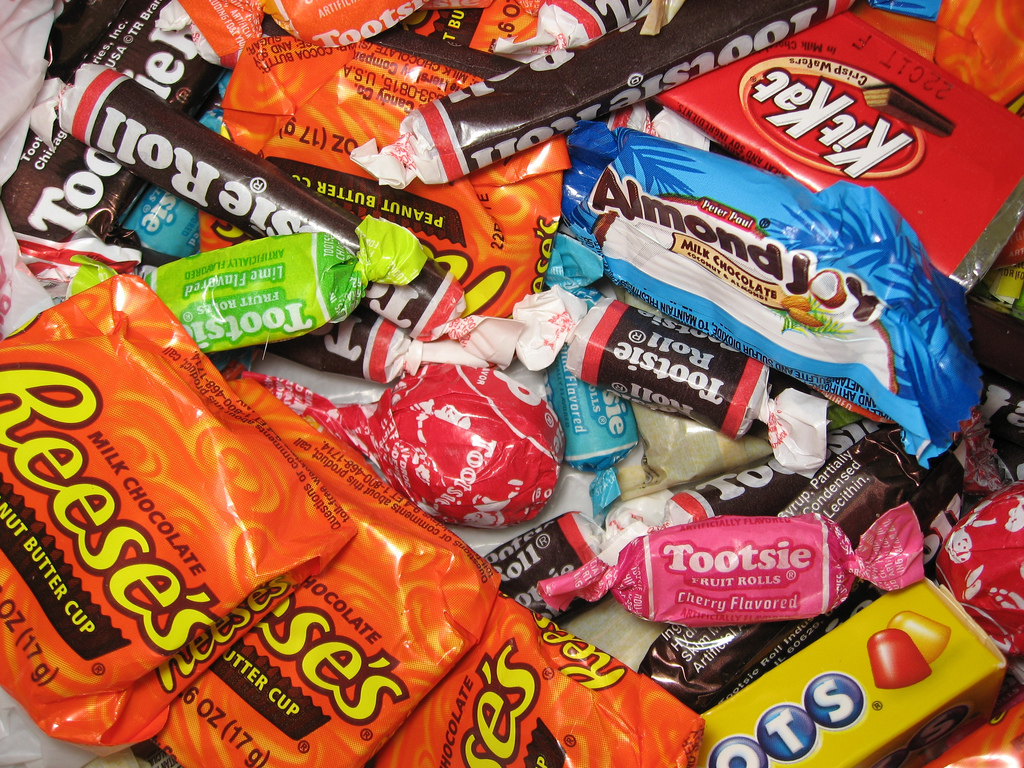 I Can't Stop Bingeing on Halloween Candy!!!!! RECOVER...