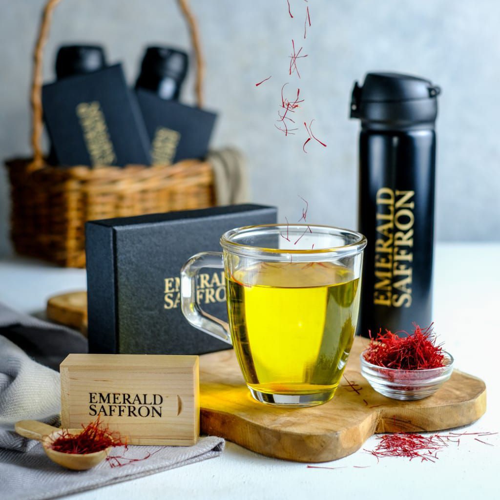 Emerald Saffron Instabio Linkbio