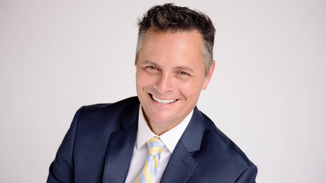 Lee cruse Bio, Early Life, Career, Wife, Net Worth, Measurements