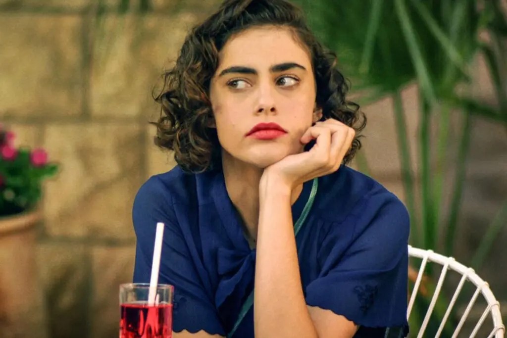 Swell Ariel Biography - Biography Explorer