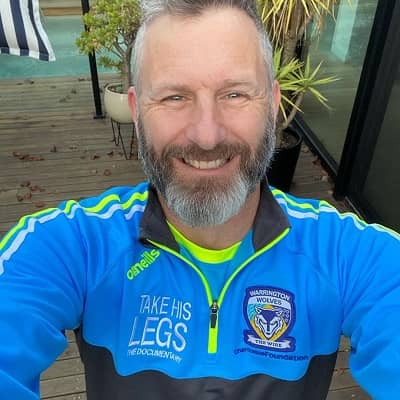 Adam Hills Bio, Age, Net Worth, Married, Nationality, Career, Wiki