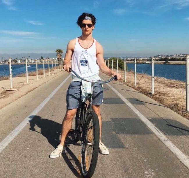 James Nicholas Scully Height, Career, Single, Facts, Net Worth