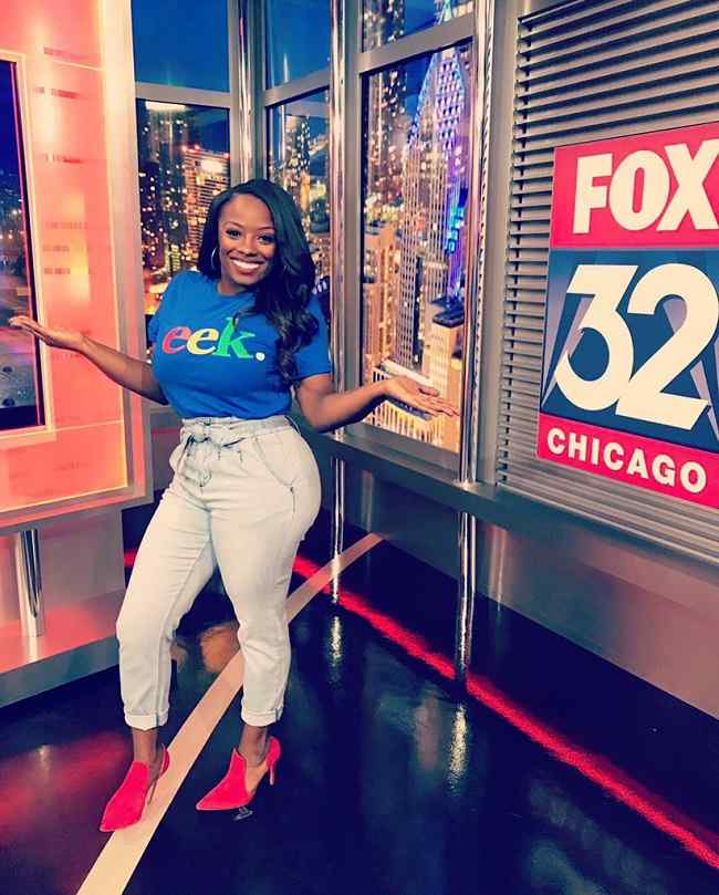 Tia Ewing Bio, Age, Net Worth, Height, Career, Married, Facts