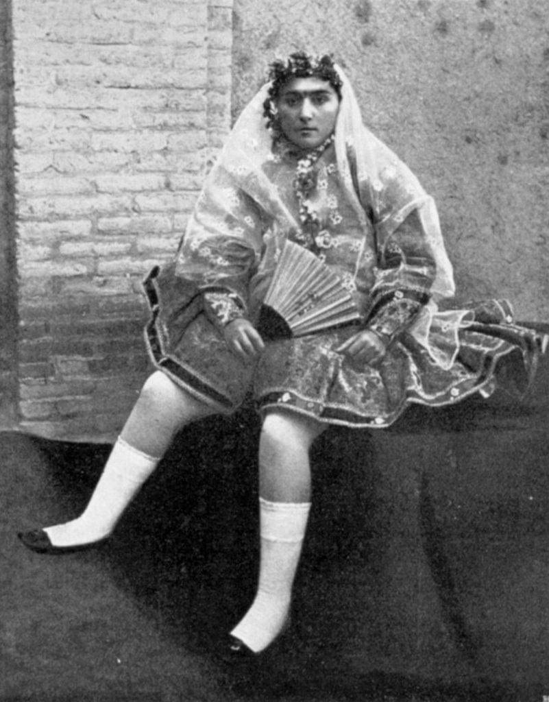 The untold truth of a beauty symbol of Persia Princess Qajar