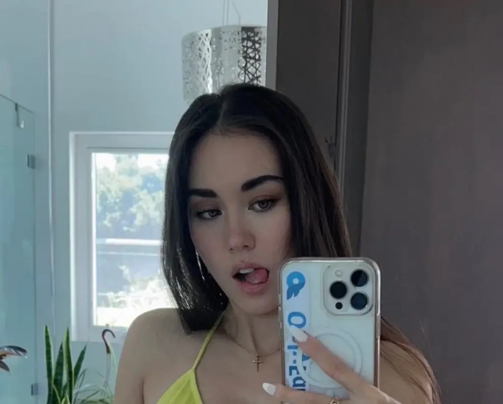 Jenfoxx Biography, Age, Height, Net Worth - Bioofy