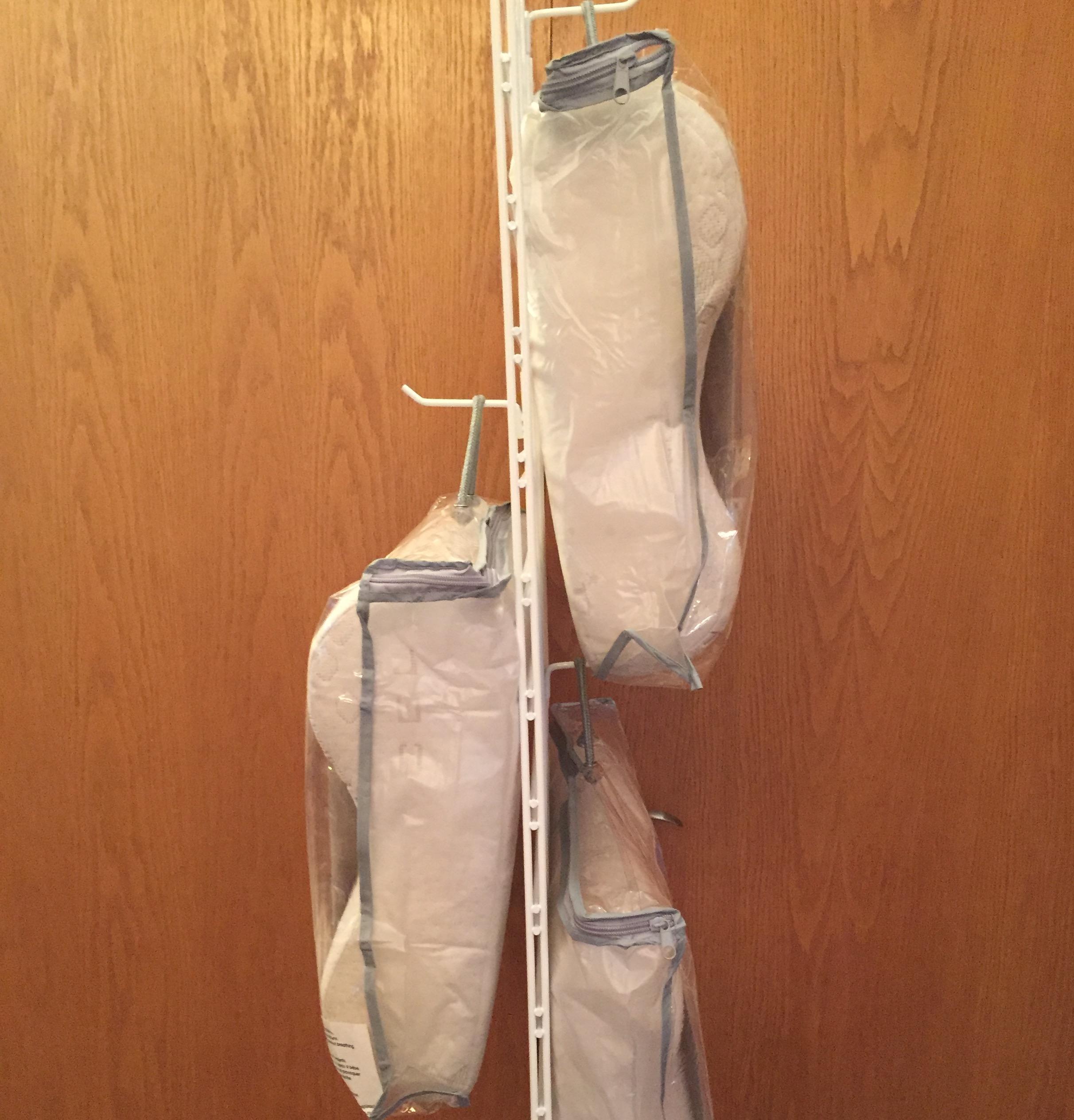 Pillows With Display Rack BioPosture