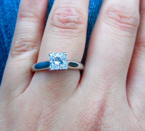 Double wedding bands on solitaire ring?? Pics please!