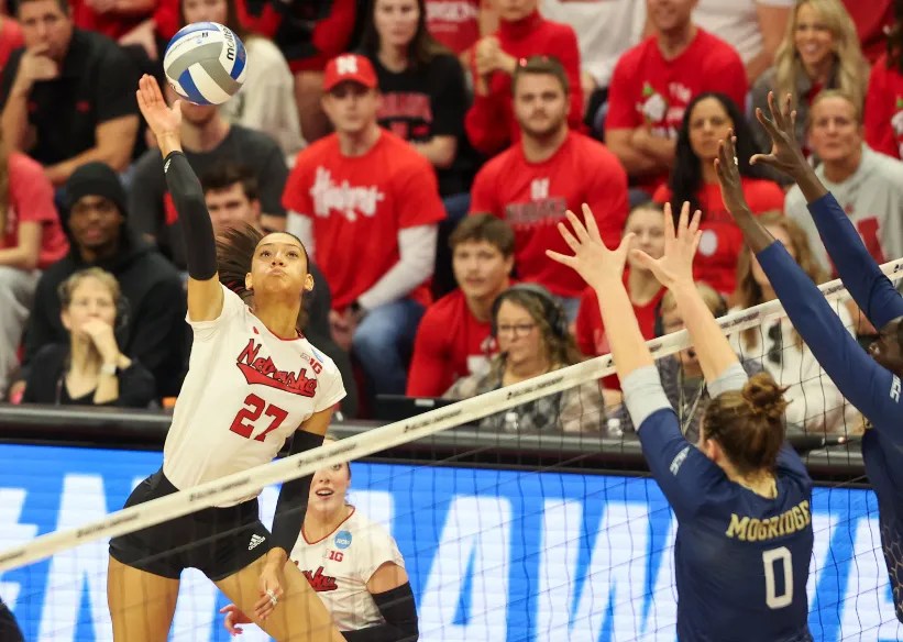 Harper Murray Height, Weight, Age, Career, And More - Bio Scops