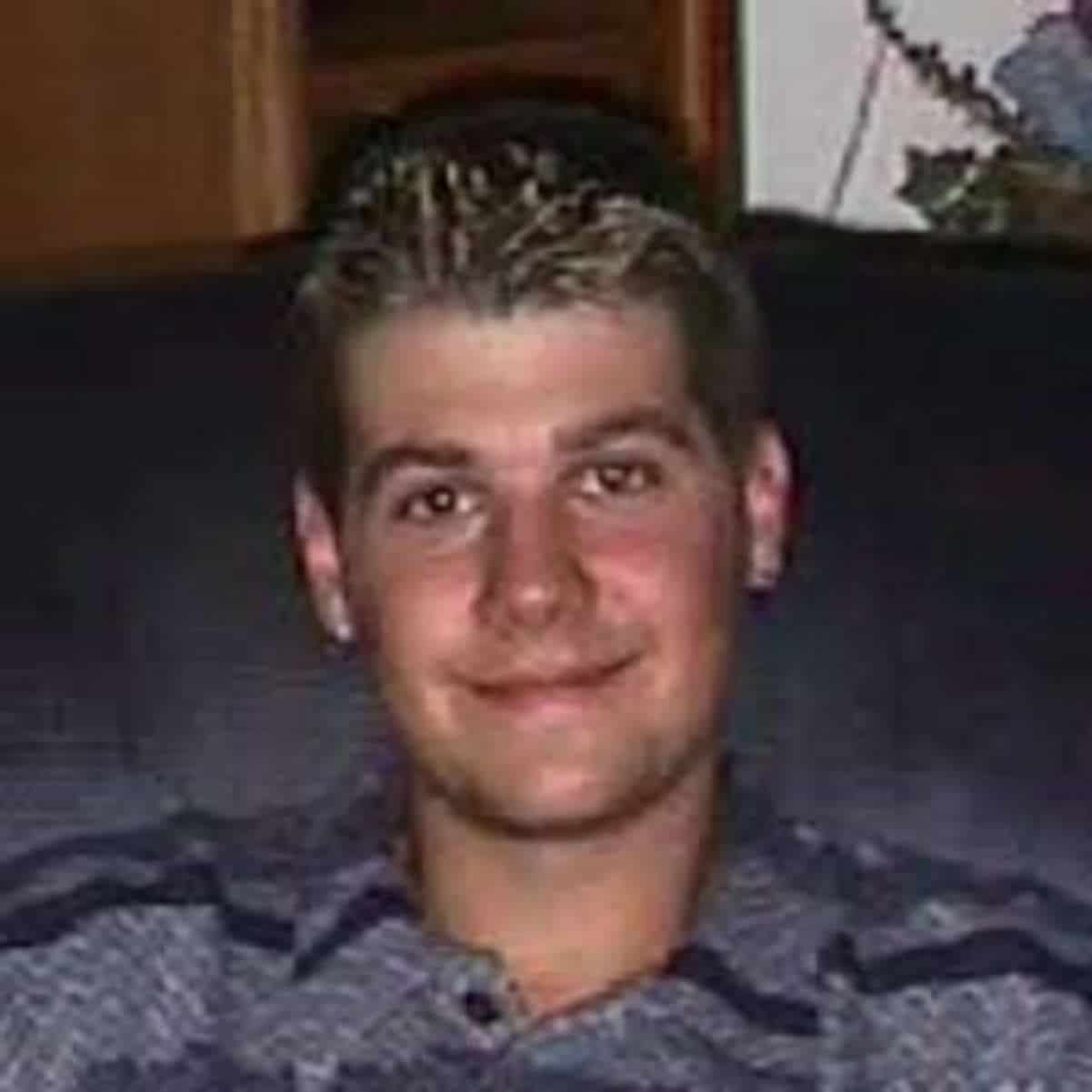 Neil Jason Wharton Bio, Wiki, Net Worth, Wife, Mother, Vince Neil