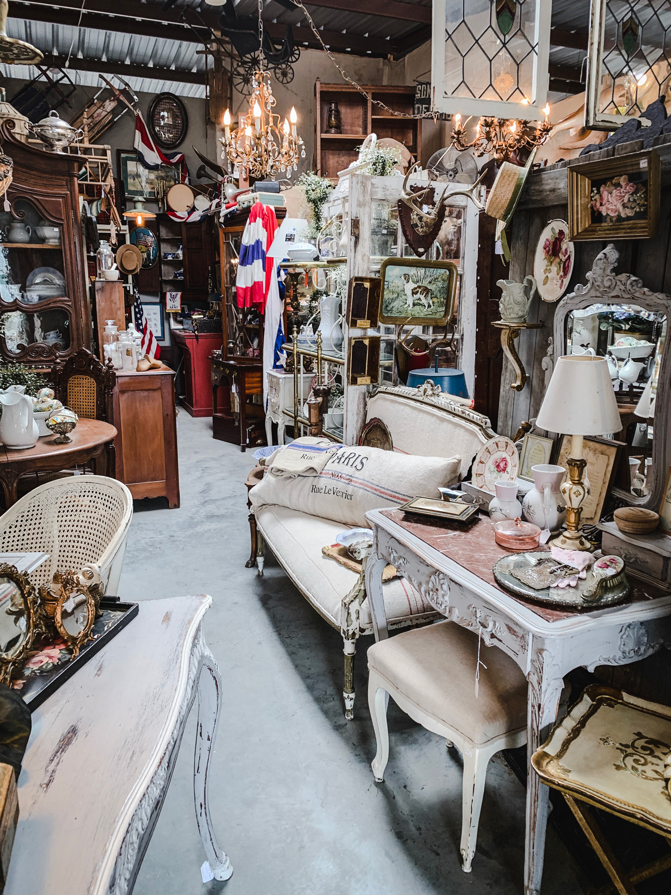 Roundtop Tx Antique Show 2023 Round Top Antique Fair 2019 - Blog - The Birdcage