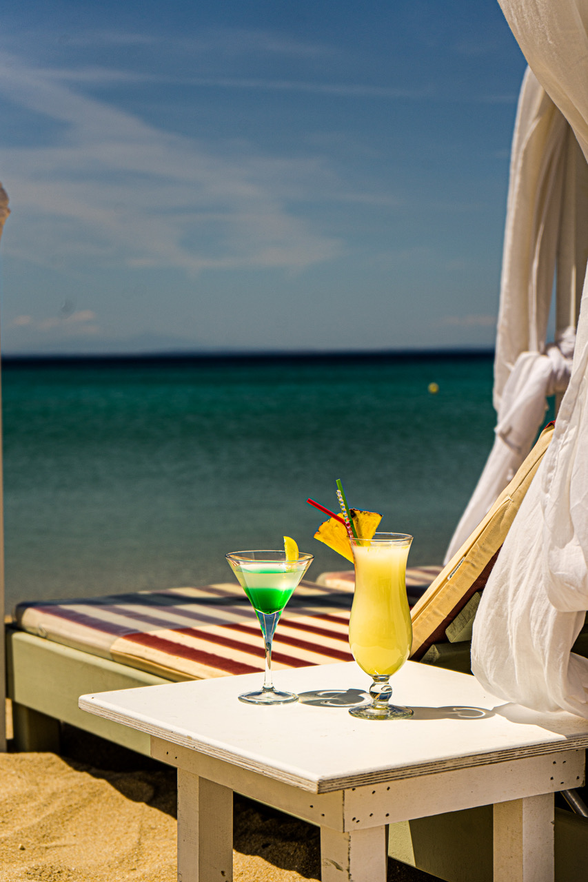 Mango Beach Bar Το πιο νόστιμο «φρούτο» με τιρκουάζ νερά